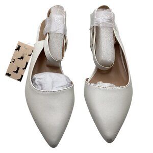 Penny Sue Women's Pointy Low Chunky Heels with Ankle Strap, Size 6